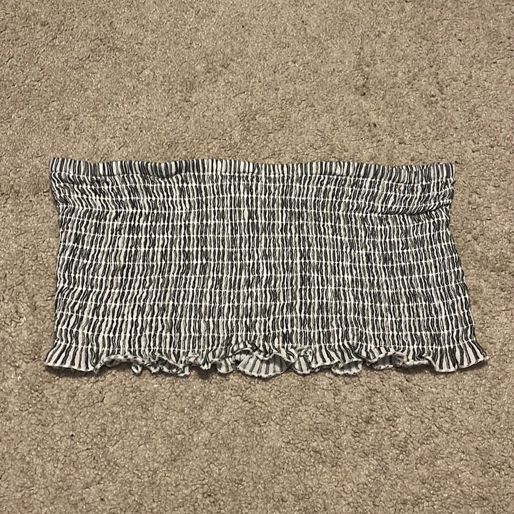 American Eagle Strapless Crop Top